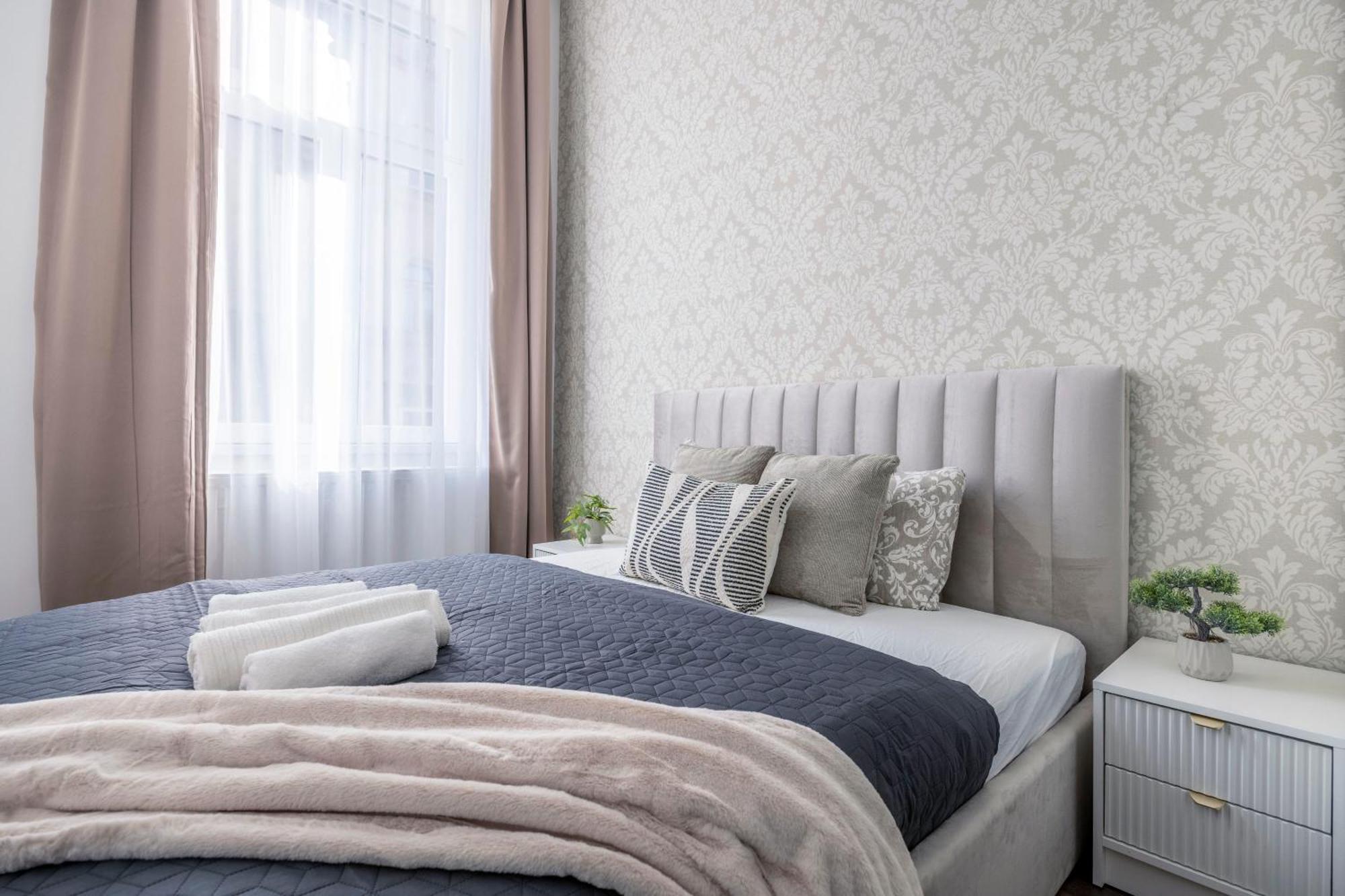 Exclusive City Center Elizabeth Grand Suite W' 3Bedrm Budapest Exterior foto